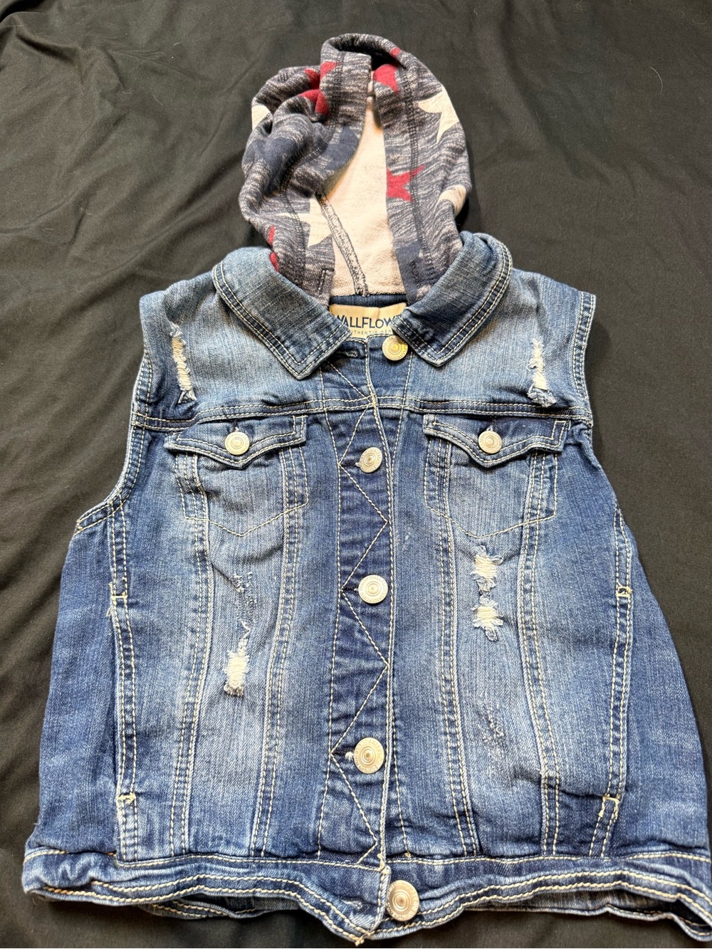 Wallflower Girls' Distressed Denim Vest with Star-Print Hood - Blue & Red